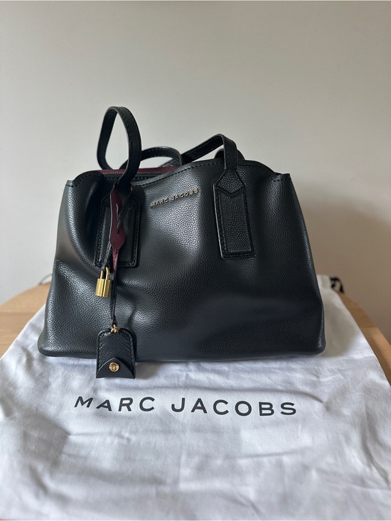 Marc Jacobs Handbags - Marc Jacobs Pebbled Calfskin The Editor 38 Tote Black